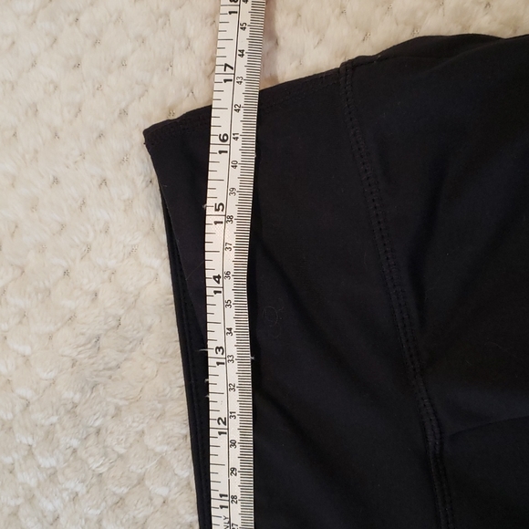 FABLETICS Capri Pants - Picture 3 of 5